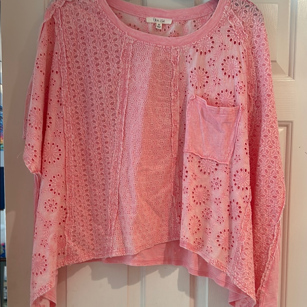 Oli & Hali Women's Pink Eyelet Top NWOT oversized